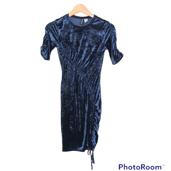 H&M Crushed Velvet Fitted Mini Dress | Blue Velvet Bodycon Ruched Dress - Picture 2 of 13